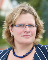 Stephanie Hansmann-Menzemer