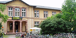 Psychologisches Institut 250x125