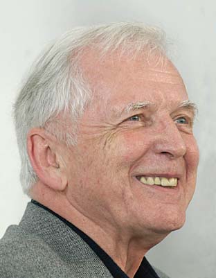 Prof. Dr. Harald zur Hausen